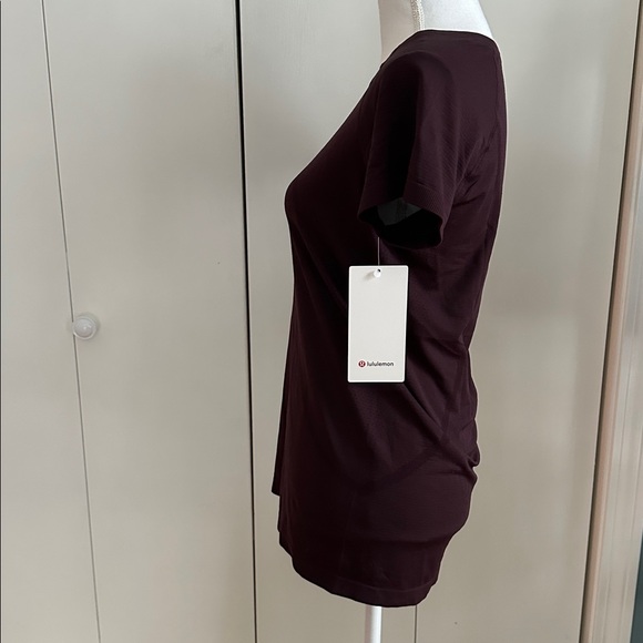 lululemon athletica Swiftly Tech Short Sleeve 2.0 | Black Plum - Picture 4 of 9